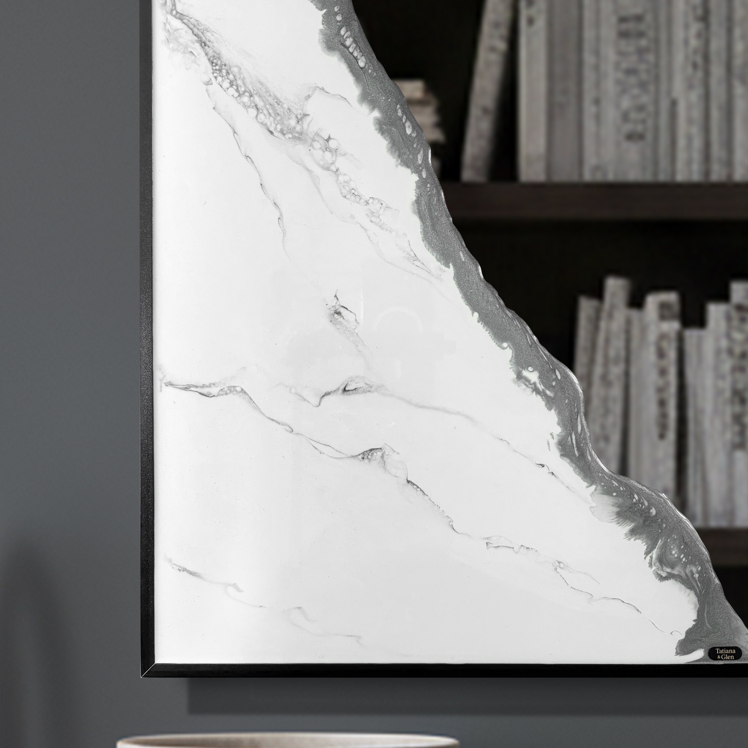 Auric Arch – Marble Gold Wall Décor Mirror