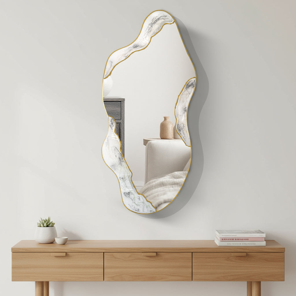 Kintsugi Flow – Irregular Gold Asymmetrical Wall Mirror